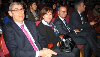 Foto de El compromiso con el gallego une a Junta y Xunta en Villafranca