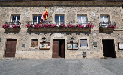 Foto de Las universidades de León y Vigo estudian en Villafranca el patrimonio natural y cultural del Bierzo