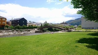 La playa fluvial de Villafranca del Bierzo contará con baños, vestuarios y un kiosko