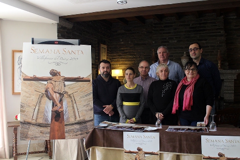 El berciano Xuasús González aportará su visión objetiva pregonando la Semana Santa de Villafranca del Bierzo