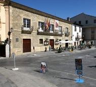 Foto de Villafranca creará un taller de empleo para albañiles y jardineros